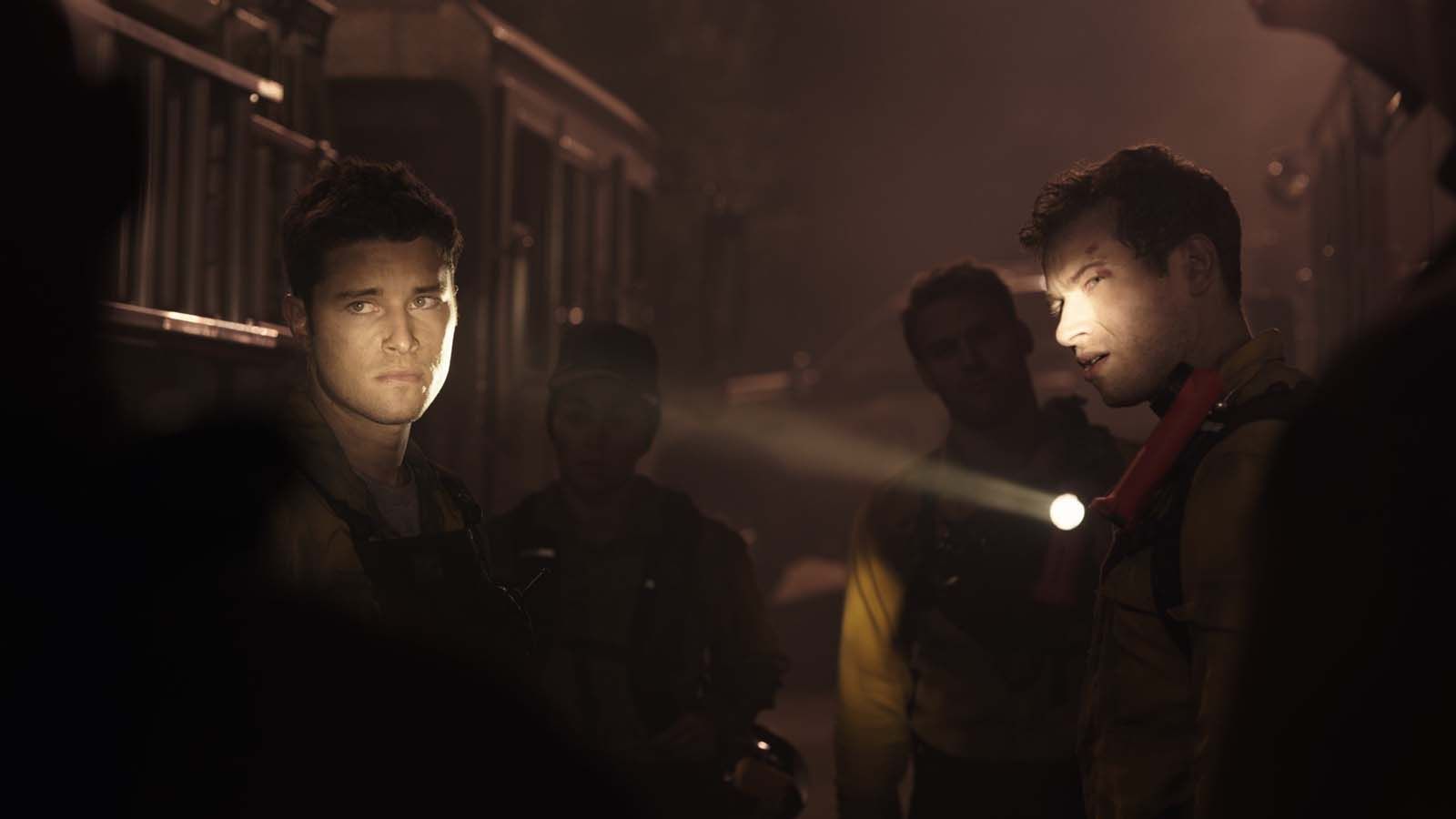 Foto de Oliver Stark - 9-1-1 : Foto Oliver Stark, Ryan Guzman - Foto 13