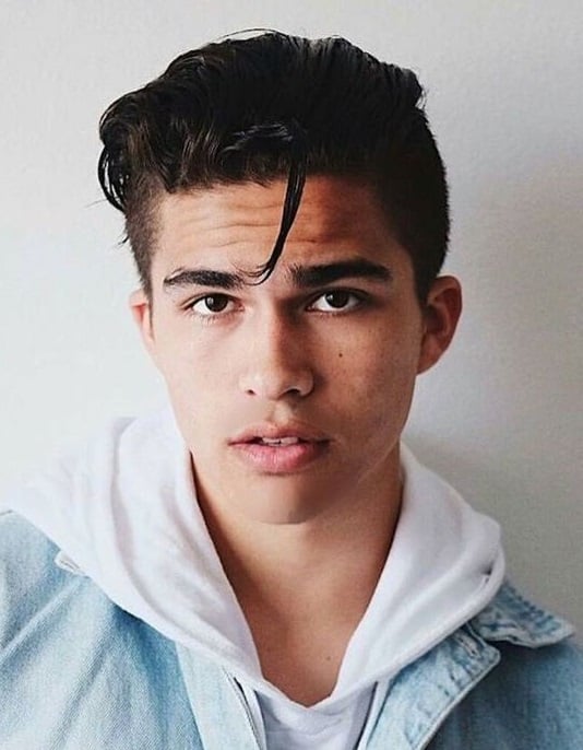 Alex Aiono - SensaCine.com