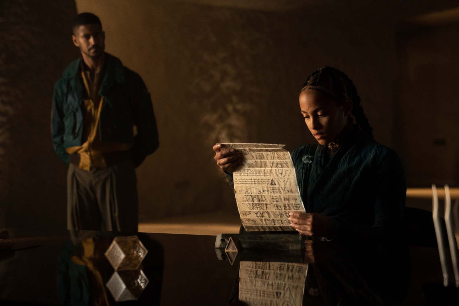 Foto de Alfred Enoch Foto Alfred Enoch, Lou Llobell Foto 0 de 59