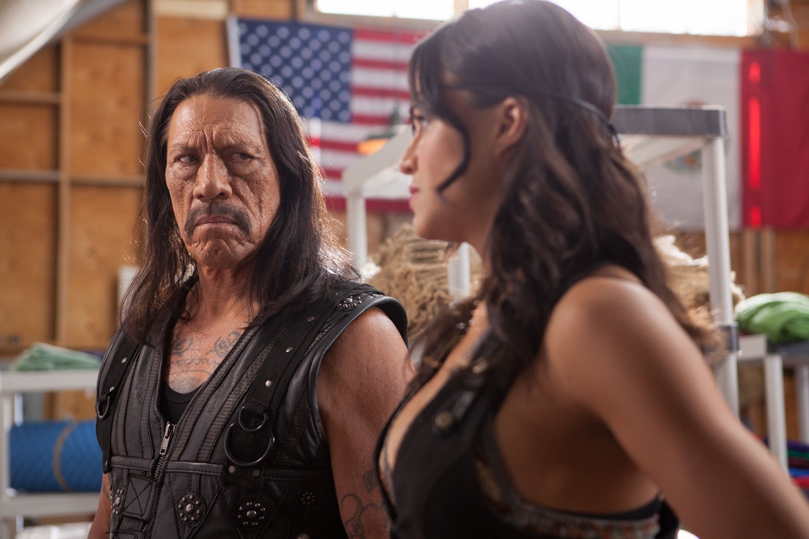 Foto De Danny Trejo Machete Kills Foto Danny Trejo Michelle Rodriguez Foto 68 De 122 