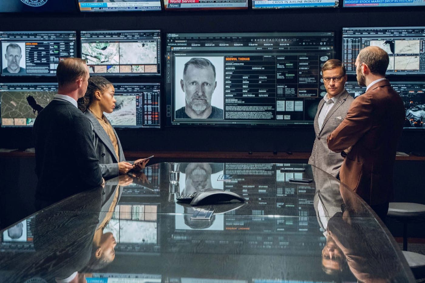 Foto de Rhiannon Harper-Rafferty - Foto Jim High, Tom Wlaschiha ...