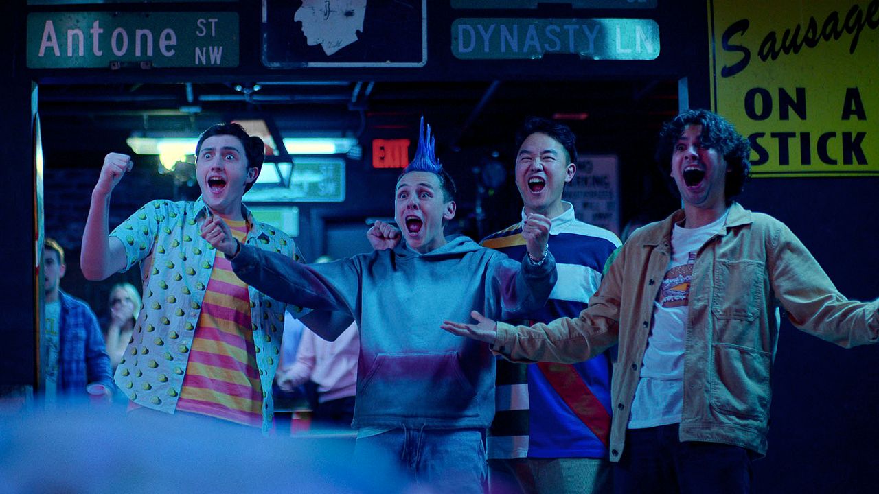 Foto Jacob Bertrand, Joe Seo, Xolo Maridueña, Gianni DeCenzo