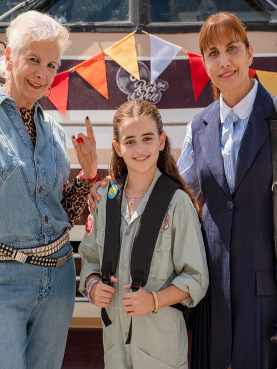 Abuela tremenda : Cartel