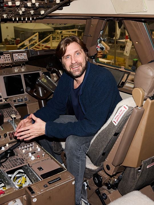 The Entertainment System Is Down : Cartel