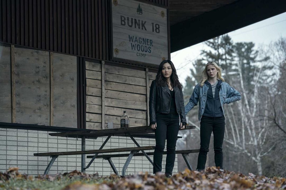 Foto Erin Moriarty, Karen Fukuhara