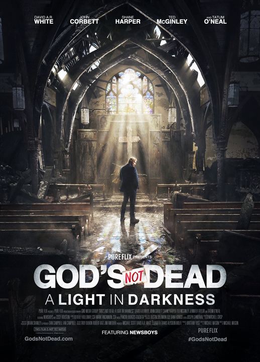 Dios no está muerto: Una luz en la oscuridad : Cartel