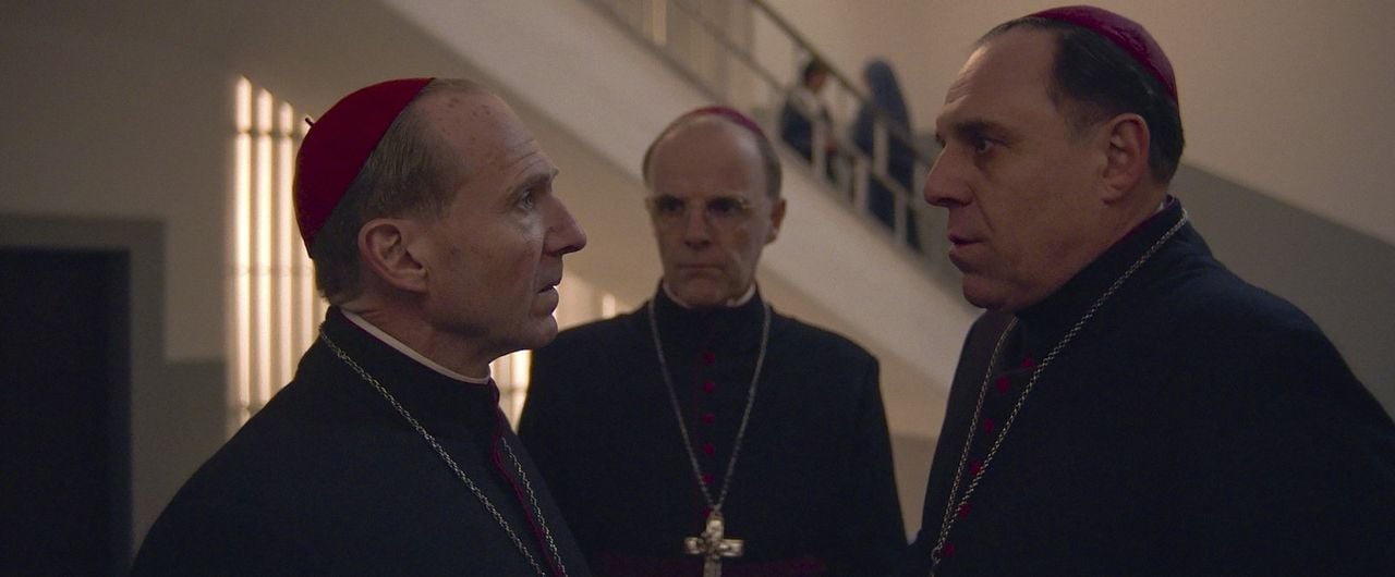 Conclave : Foto Ralph Fiennes, Thomas Loibl, Brían F. O'Byrne