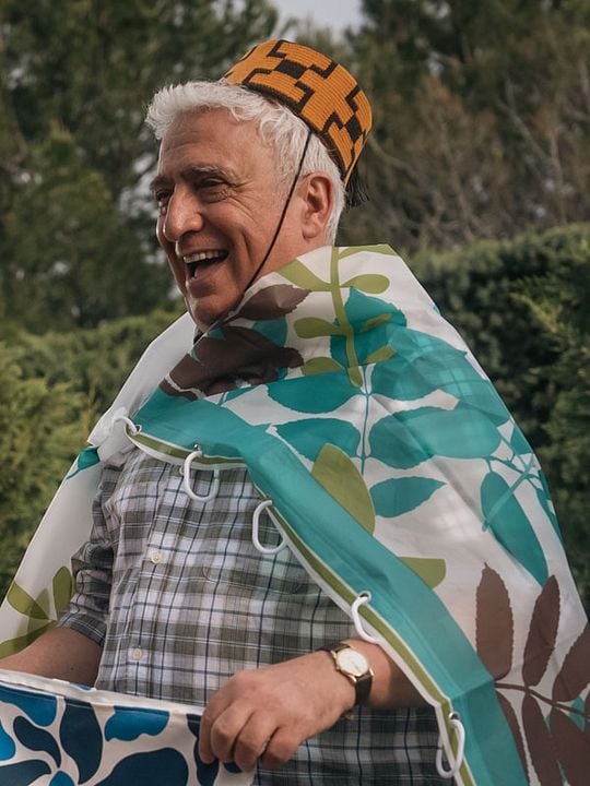 La familia Benetón + 2 : Cartel