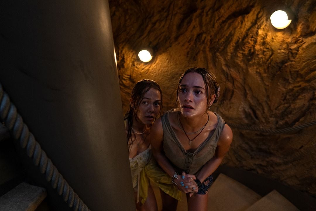 Primate : Foto Johnny Sequoyah, Victoria Wyant