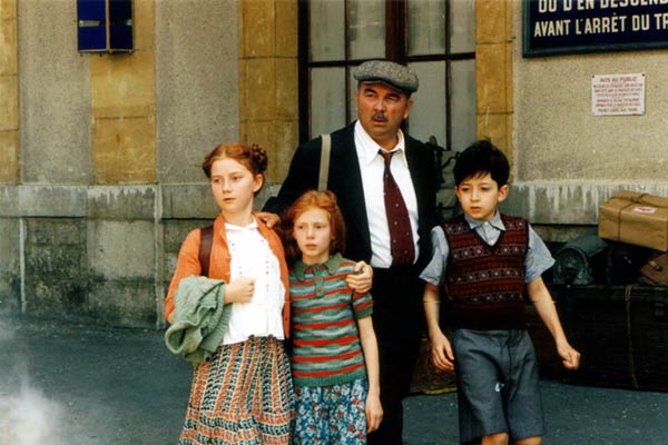 Monsieur Batignole : Foto Jules Sitruk, Gérard Jugnot