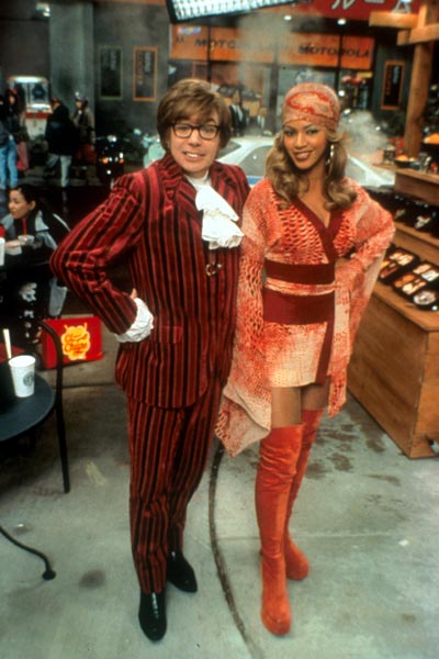 Austin Powers en Miembro de oro : Foto Beyoncé Knowles-Carter, Mike Myers