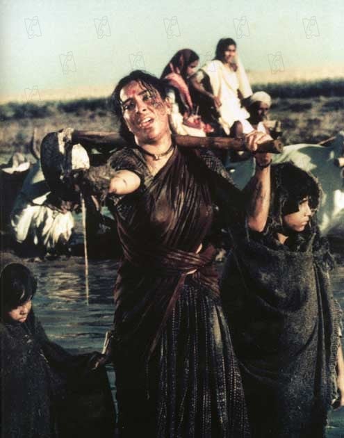Mother India : Foto Nargis, Mehboob Khan