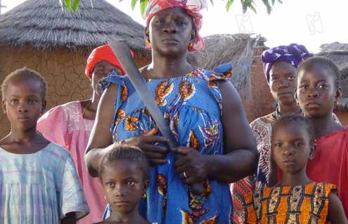 Moolaadé (Protección) : Foto Fatoumata Coulibaly, Ousmane Sembene