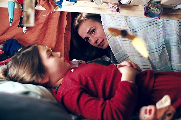 Foto Sandrine Bonnaire, Safy Nebbou, Louisa Pili