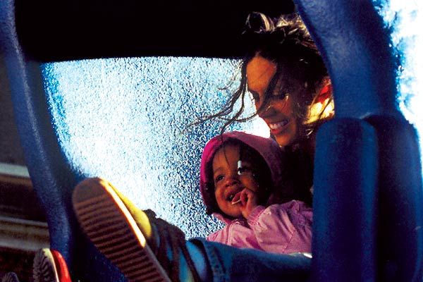 Foto Lori Silverbush, Paola Mendoza