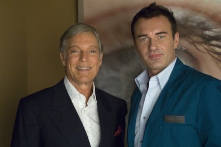 Foto Julian McMahon, Richard Chamberlain