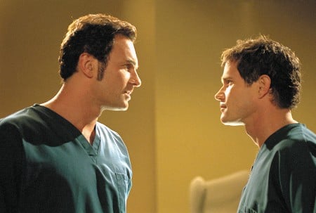 Foto Julian McMahon, Dylan Walsh