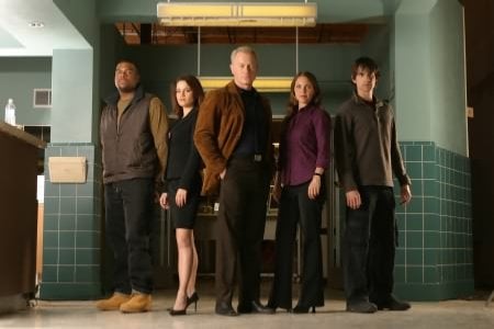 Foto Troy Winbush, Kelli Williams, Christopher Gorham, Neal McDonough