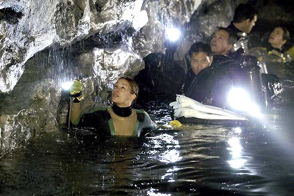 La caverna maldita : Foto Bruce Hunt