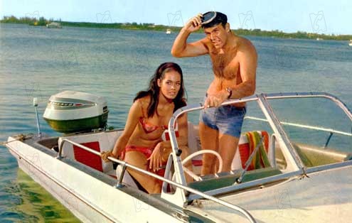 Operación trueno : Foto Sean Connery, Martine Beswick, Terence Young, Claudine Auger