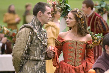 Foto Jonathan Rhys-Meyers, Gabrielle Anwar