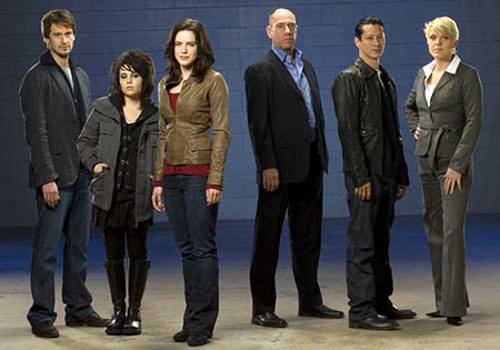 Foto Miguel Ferrer, Michelle Ryan, Chris Bowers, Mae Whitman, Will Yun Lee, Molly Price