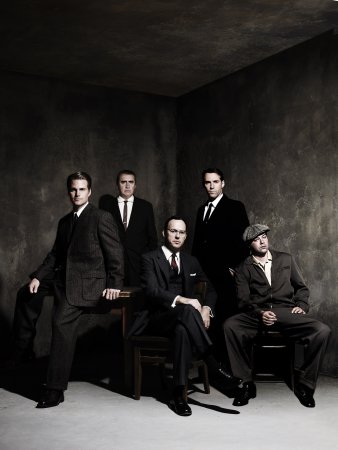 Foto Rory Cochrane, Alfred Molina, Michael Keaton, Chris O'Donnell, Alessandro Nivola