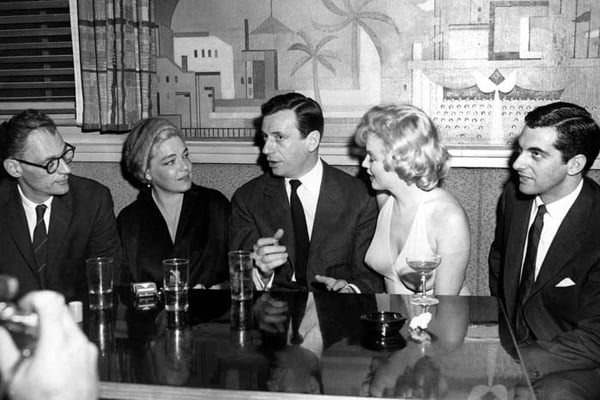 El multimillonario : Foto Arthur Miller, Marilyn Monroe, Yves Montand, Simone Signoret