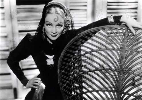 El diablo es una mujer : Foto Marlene Dietrich