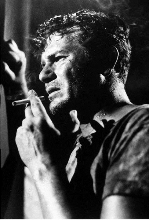 Éramos desconocidos : Foto John Garfield, John Huston