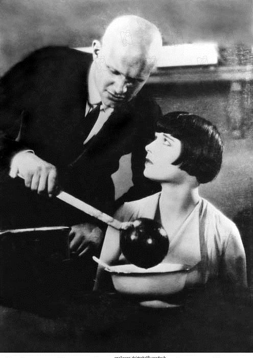 Tres páginas de un diario : Foto Georg Wilhelm Pabst, Louise Brooks