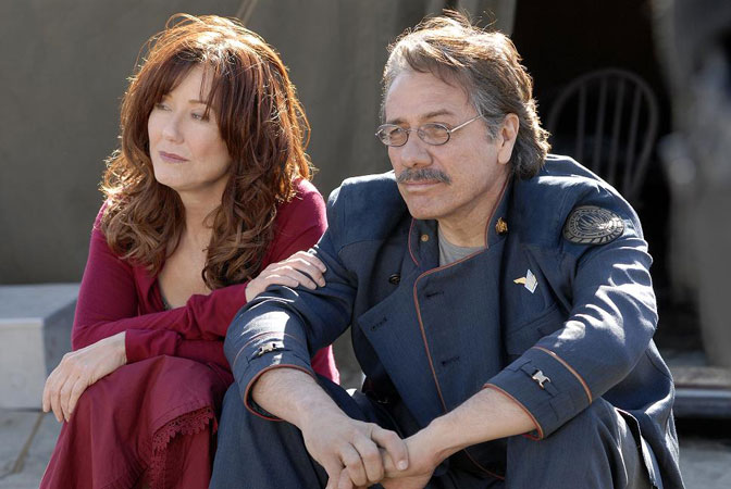 Foto Edward James Olmos, Mary McDonnell