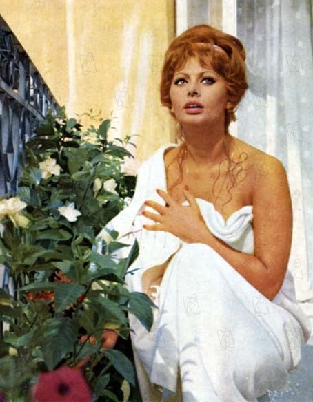 Ayer, hoy y mañana : Foto Vittorio De Sica, Sophia Loren
