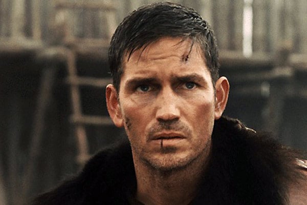 Outlander : Foto Jim Caviezel, Howard McCain