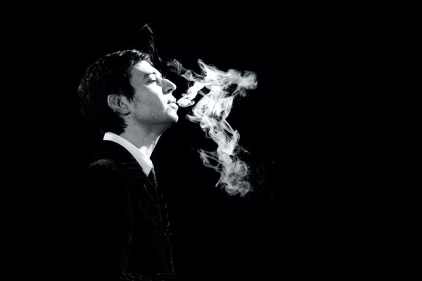 Gainsbourg (Vida de un héroe) : Foto Eric Elmosnino