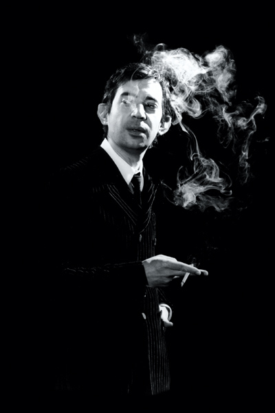 Gainsbourg (Vida de un héroe) : Foto Eric Elmosnino