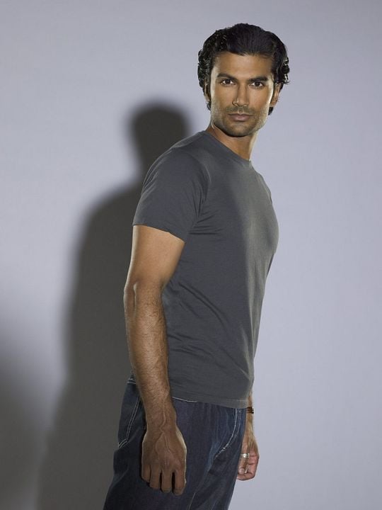 Foto Sendhil Ramamurthy