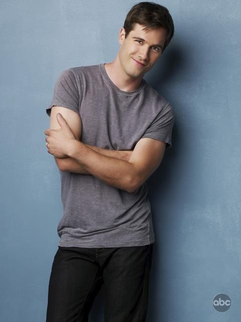 Foto Luke MacFarlane