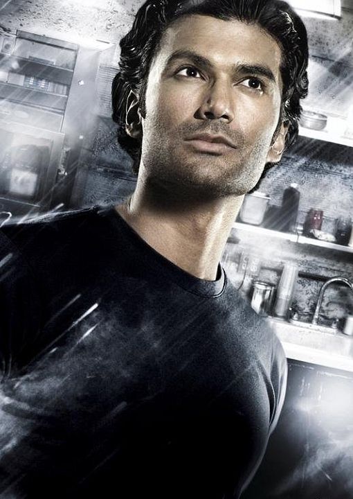 Foto Sendhil Ramamurthy