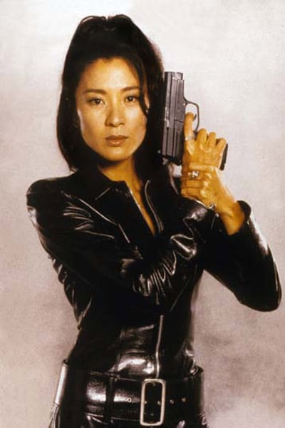 El mañana nunca muere : Foto Michelle Yeoh, Roger Spottiswoode