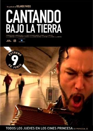 Cantando bajo la tierra : Cartel