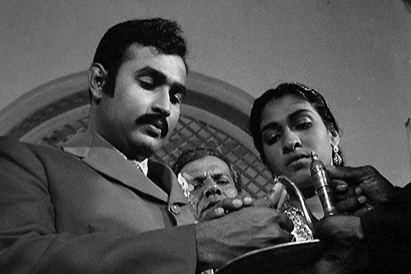 Foto Punya Hiendeniya