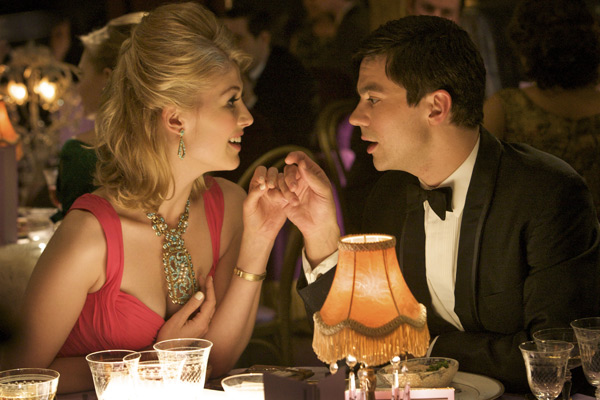 An Education : Foto Dominic Cooper, Rosamund Pike