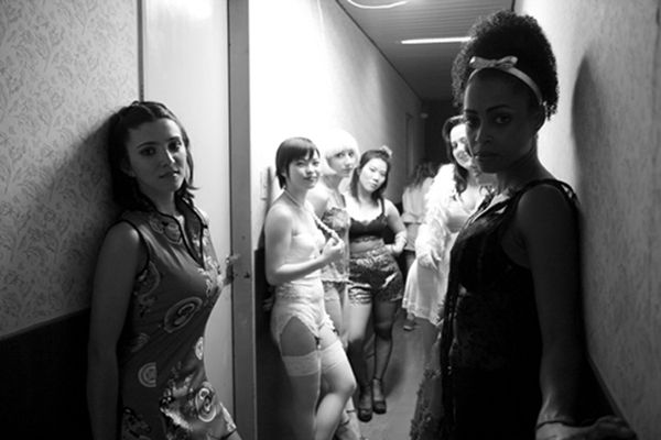 ¿ Dónde está Kim Basinger ? : Foto