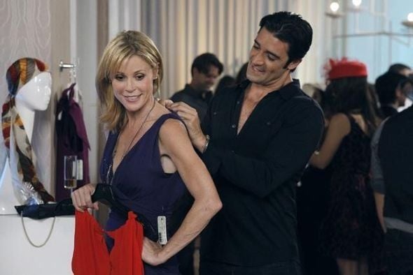 Modern Family : Foto Gilles Marini, Julie Bowen