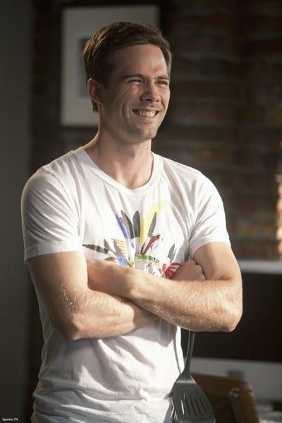 Foto Luke MacFarlane