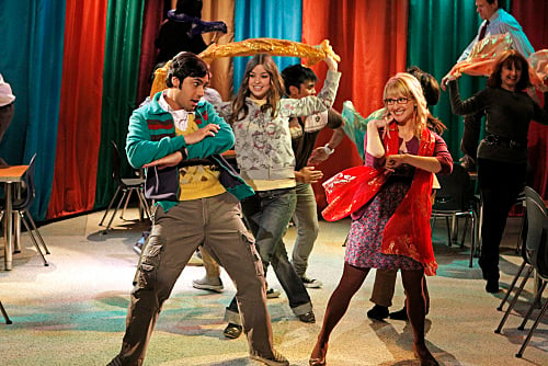 Big Bang : Foto Melissa Rauch, Kunal Nayyar