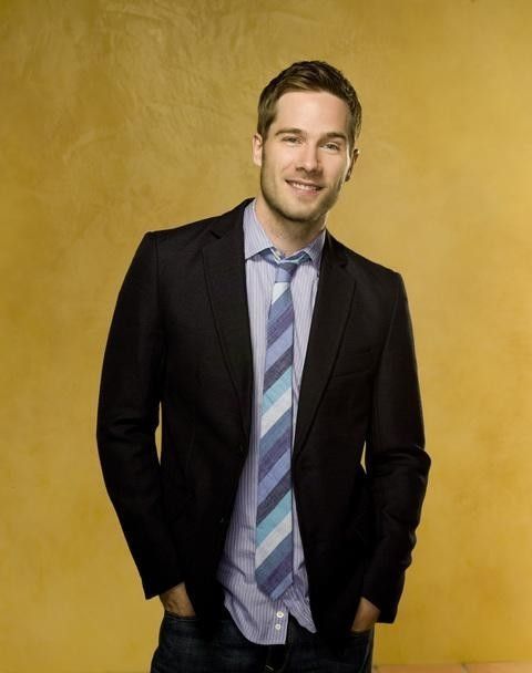 Foto Luke MacFarlane