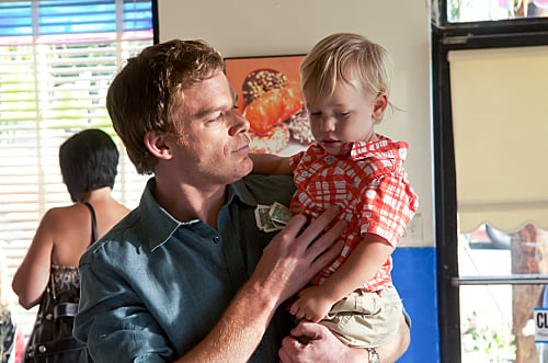 Dexter : Foto Michael C. Hall, Evan George Kruntchev