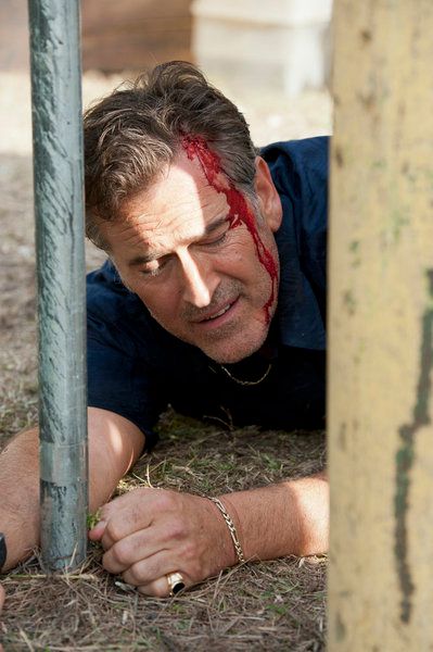 Último aviso : Foto Bruce Campbell